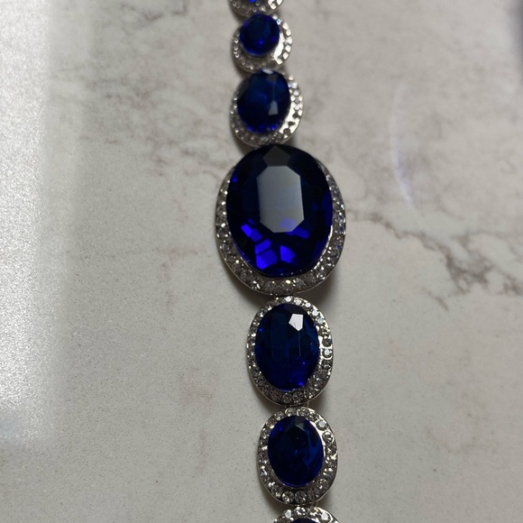 Sapphire bracelet 9 varied size Oval dark sapphire 203 round clear crystals 9”L - Picture 3 of 7